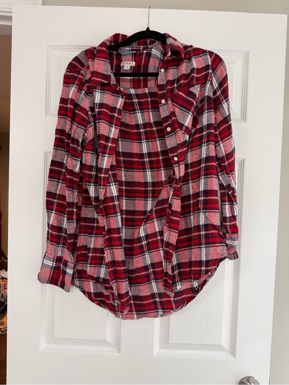 Universal Thread Red and White Plaid Button-Down Womens Shirt